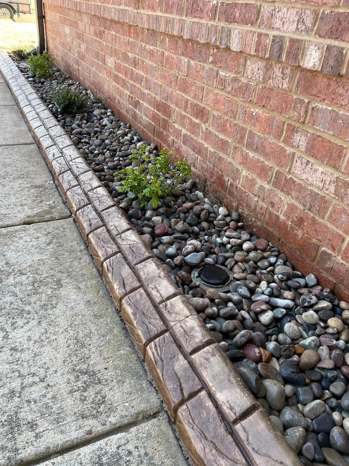 Concrete landscape border website gallery example